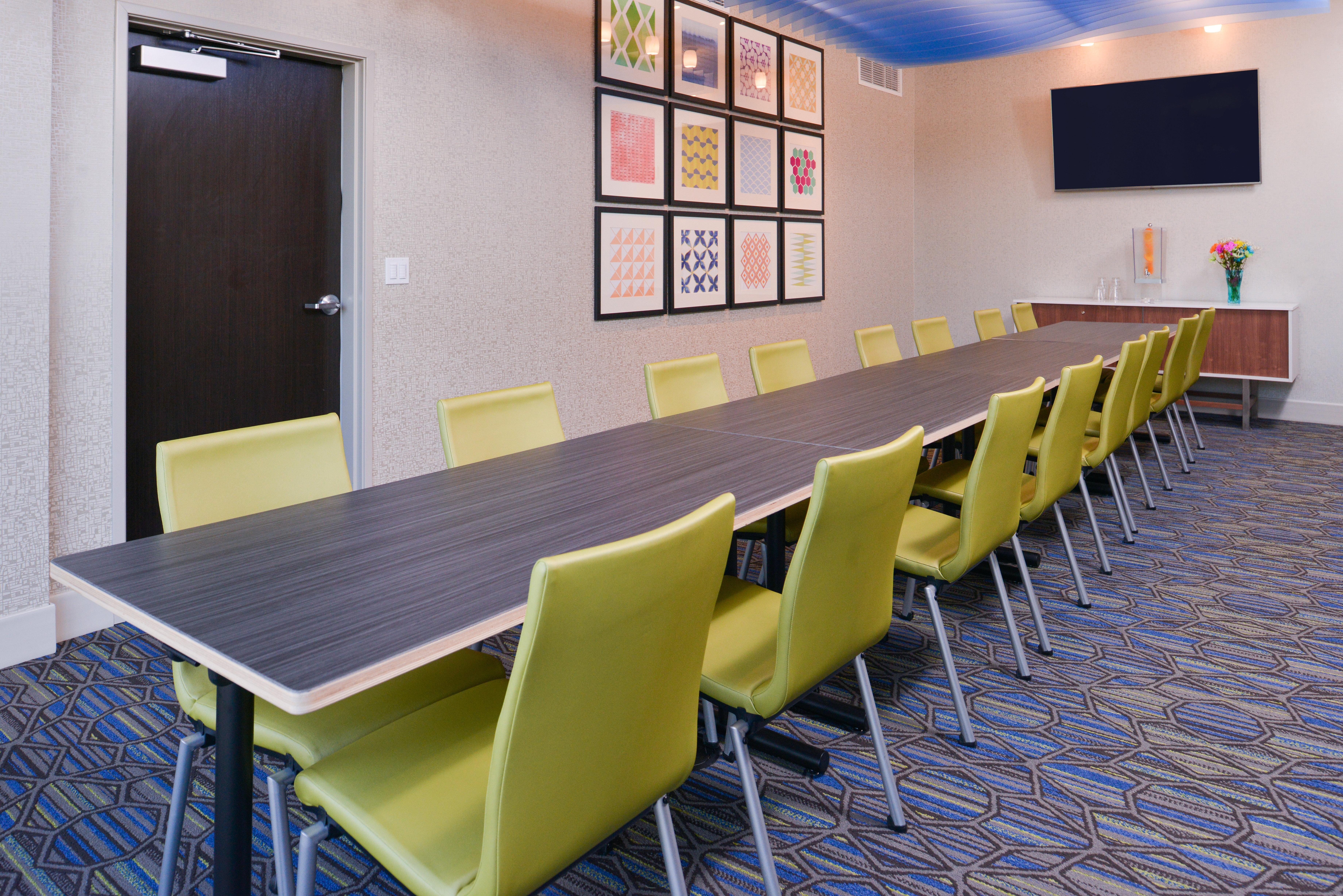 Holiday Inn Express & Suites - Olathe West By Ihg Zewnętrze zdjęcie