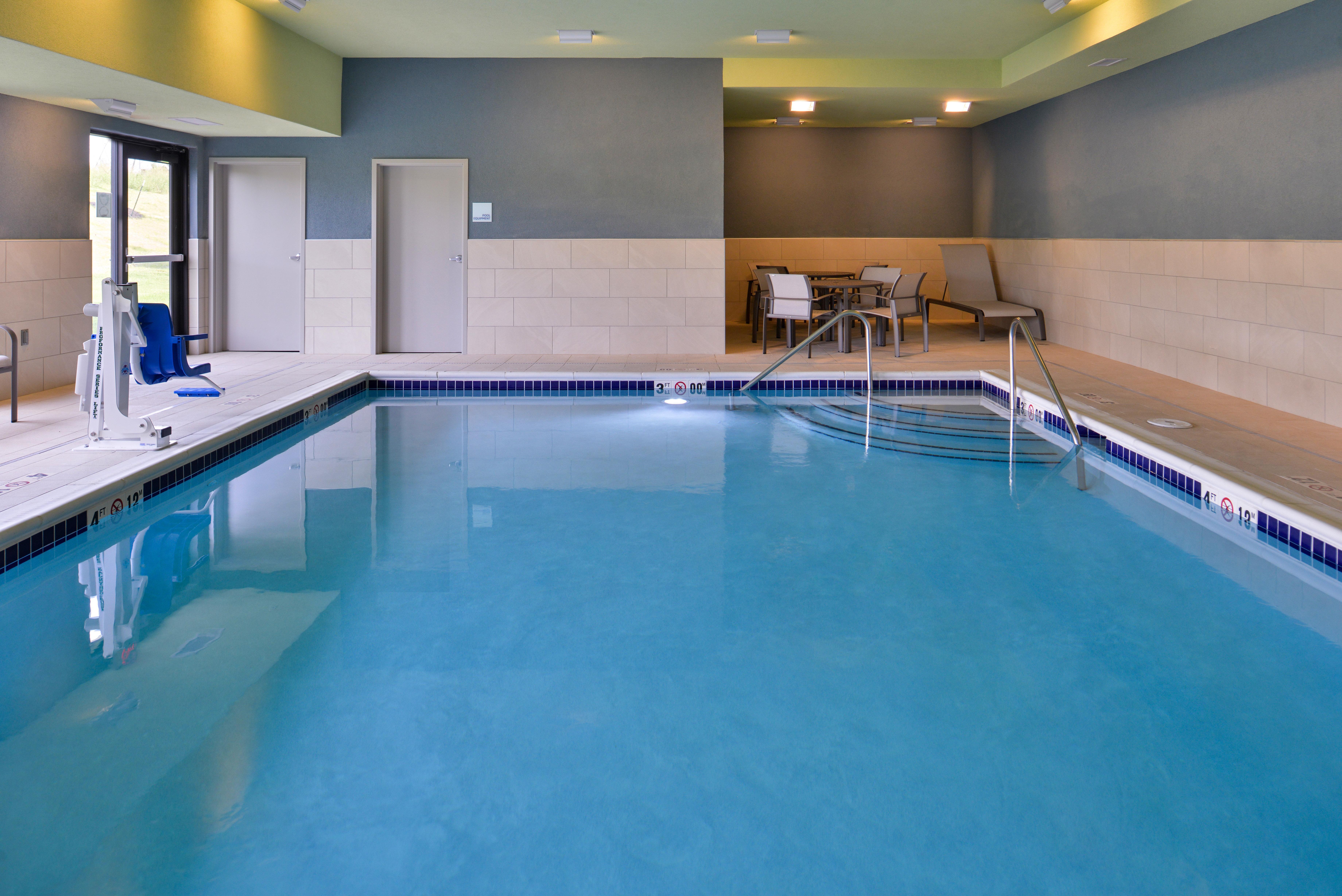 Holiday Inn Express & Suites - Olathe West By Ihg Zewnętrze zdjęcie
