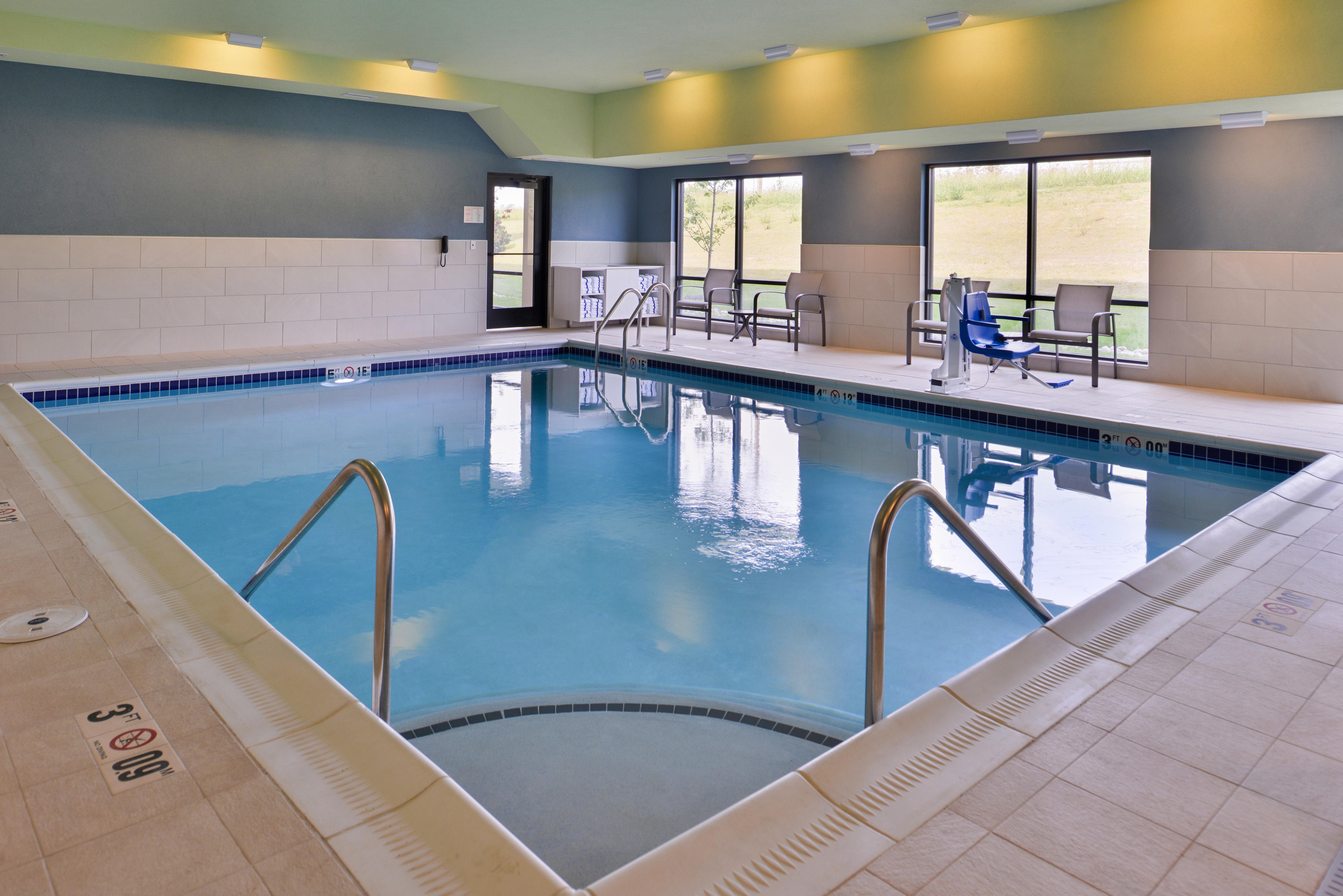 Holiday Inn Express & Suites - Olathe West By Ihg Zewnętrze zdjęcie